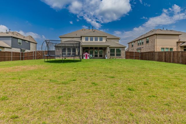 929 Gold Finch Lane, Forney, TX 75126