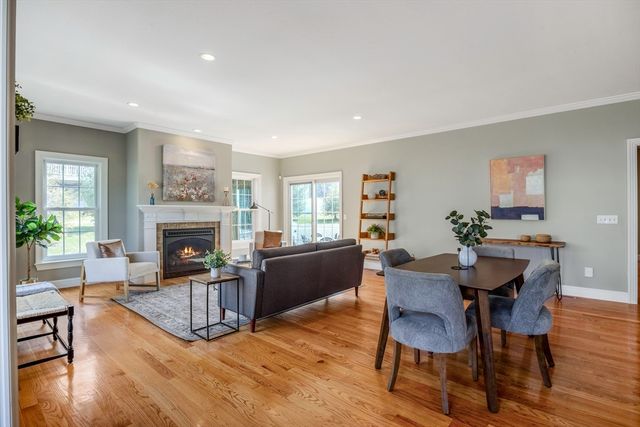 15 Cedar Ridge 1, Wilbraham, MA 01095