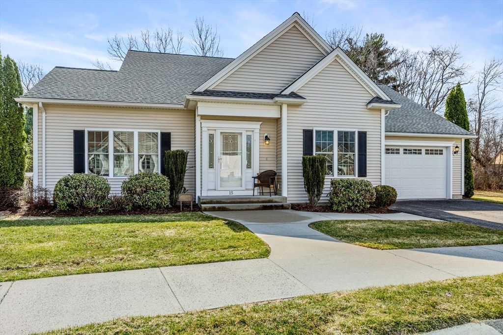 15 Cedar Ridge 1, Wilbraham, MA 01095