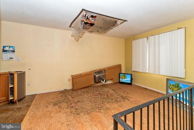 6604 VALLEY PARK RD, Capitol Heights, MD 20743