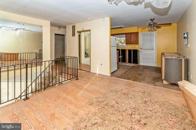 6604 VALLEY PARK RD, Capitol Heights, MD 20743