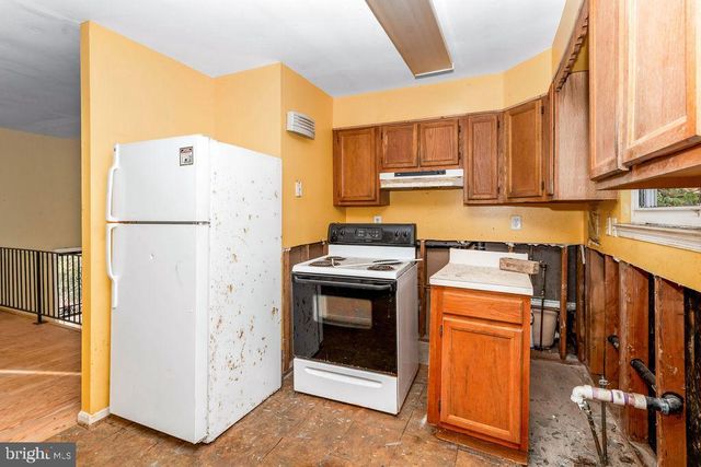 6604 VALLEY PARK RD, Capitol Heights, MD 20743