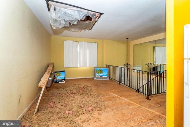 6604 VALLEY PARK RD, Capitol Heights, MD 20743