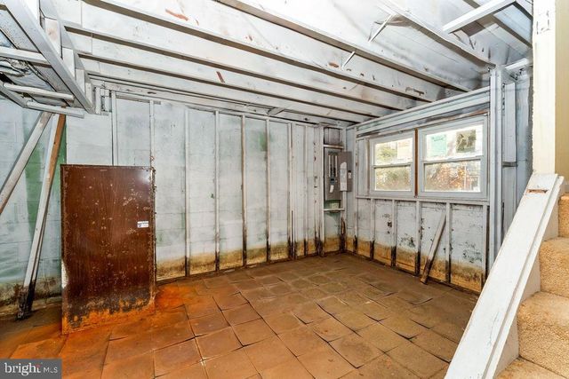 6604 VALLEY PARK RD, Capitol Heights, MD 20743