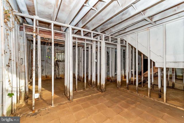 6604 VALLEY PARK RD, Capitol Heights, MD 20743