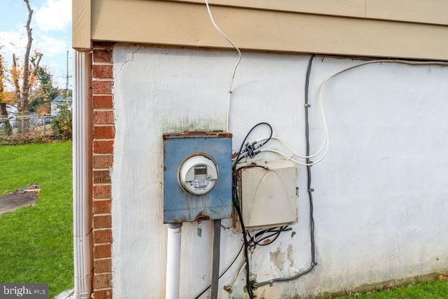 6604 VALLEY PARK RD, Capitol Heights, MD 20743