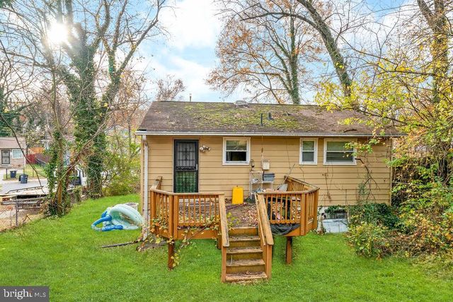 6604 VALLEY PARK RD, Capitol Heights, MD 20743