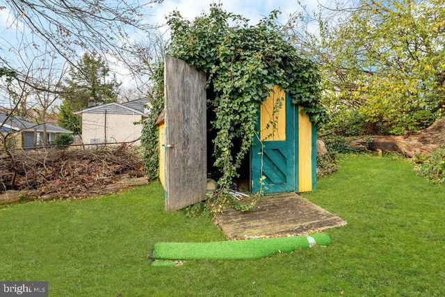 6604 VALLEY PARK RD, Capitol Heights, MD 20743