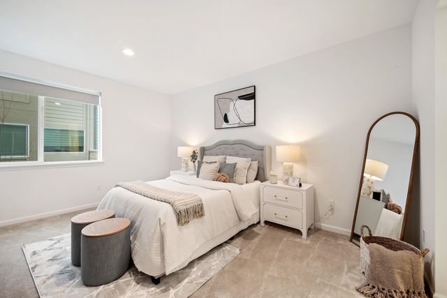 5519 Holly Bay Ave, Dublin, CA 94568