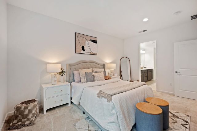 5519 Holly Bay Ave, Dublin, CA 94568