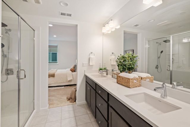 5519 Holly Bay Ave, Dublin, CA 94568