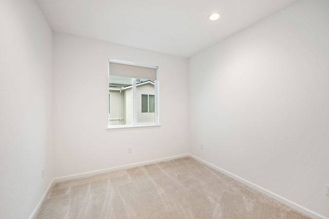 5519 Holly Bay Ave, Dublin, CA 94568