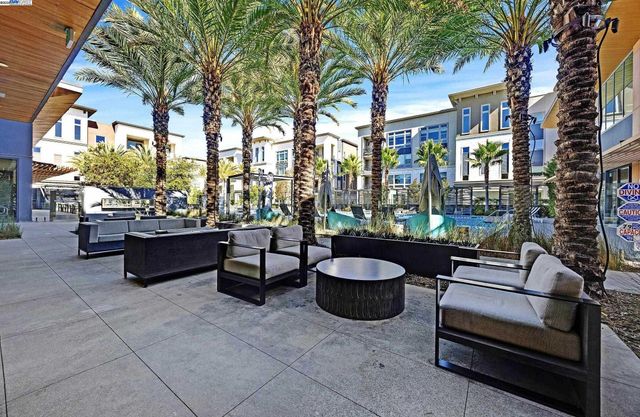 5519 Holly Bay Ave, Dublin, CA 94568