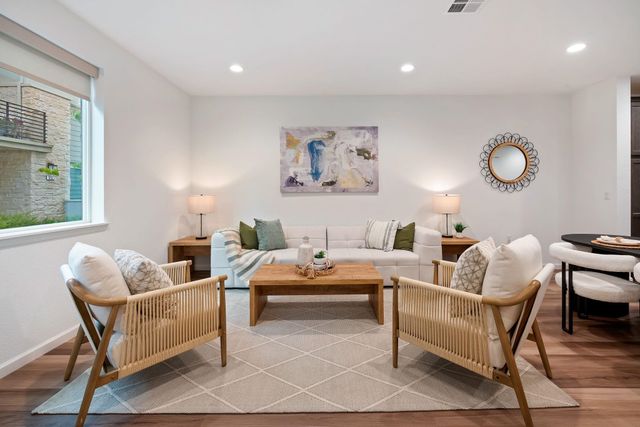 5519 Holly Bay Ave, Dublin, CA 94568