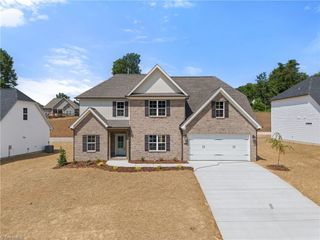 6947 Orchard Path Drive, Clemmons, NC 27012