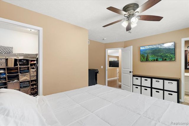 3249 Centennial Oak Drive, Hamilton, MI 49419