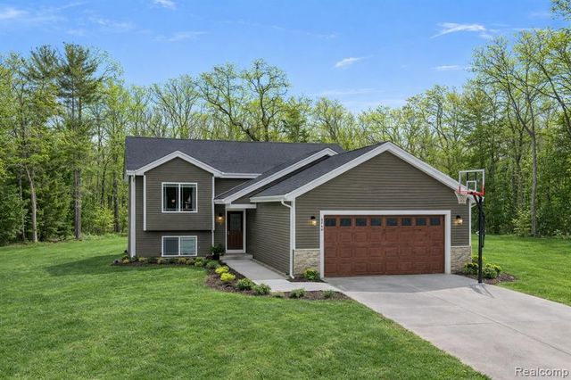3249 Centennial Oak Drive, Hamilton, MI 49419
