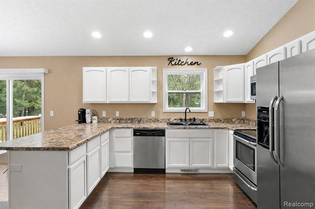 3249 Centennial Oak Drive, Hamilton, MI 49419