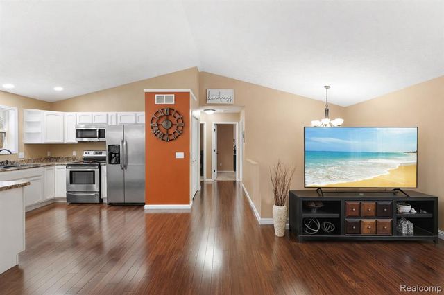 3249 Centennial Oak Drive, Hamilton, MI 49419