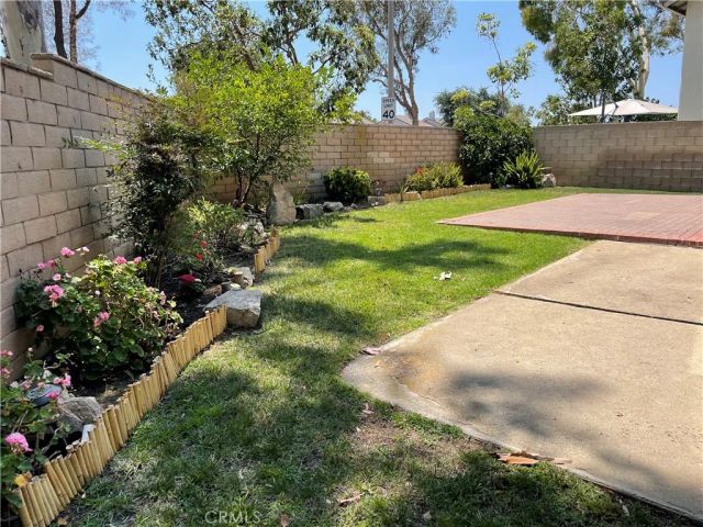 1 Christamon West, Irvine, CA 92620