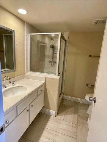 1 Christamon West, Irvine, CA 92620