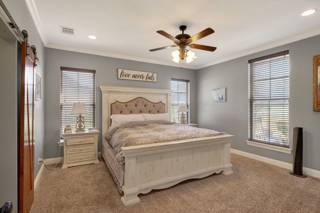 537 Ramsey Drive, Stonewall, LA 71078