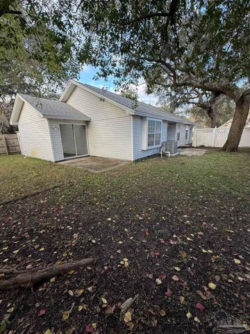 1141 Nestling Dr, Gulf Breeze, FL 32563