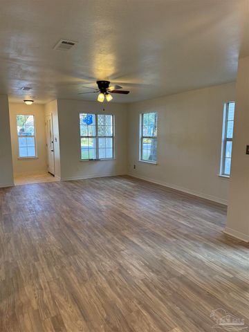 1141 Nestling Dr, Gulf Breeze, FL 32563