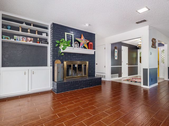 809 Brook Hollow Street, Brownwood, TX 76801