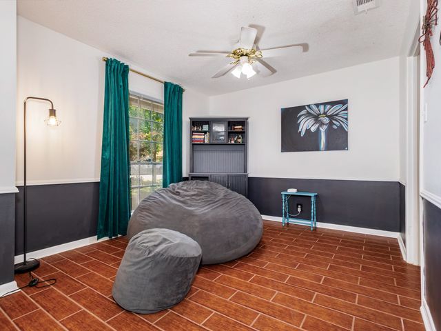 809 Brook Hollow Street, Brownwood, TX 76801