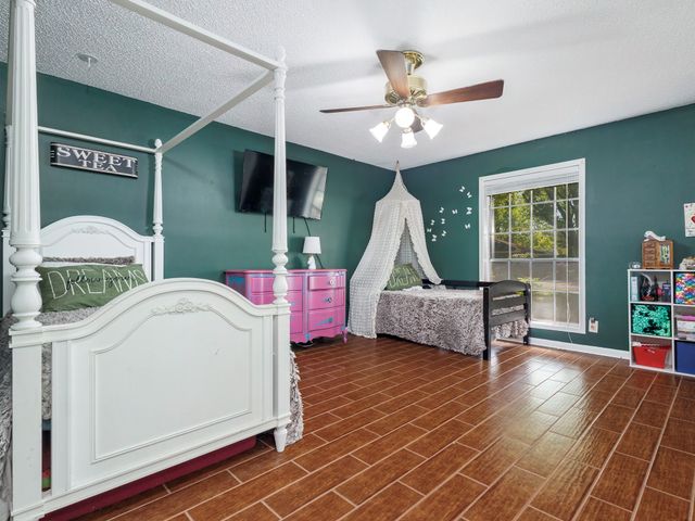 809 Brook Hollow Street, Brownwood, TX 76801