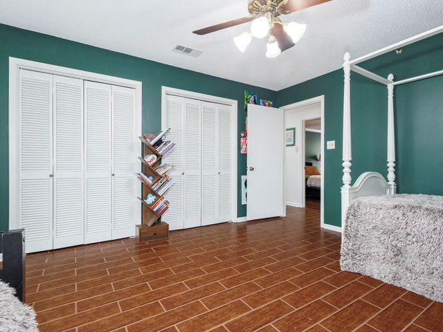 809 Brook Hollow Street, Brownwood, TX 76801