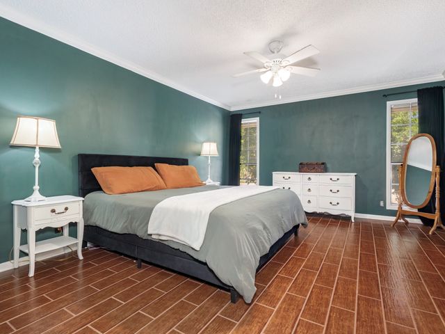 809 Brook Hollow Street, Brownwood, TX 76801