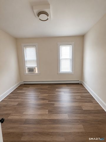967 Hancock Avenue, Bridgeport, CT 06605
