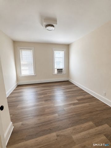 967 Hancock Avenue, Bridgeport, CT 06605