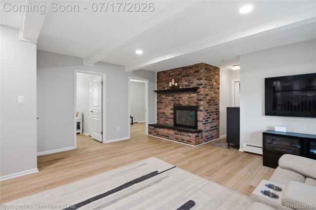 5569 Tadworth Place, West Bloomfield Charter Township, MI 48322