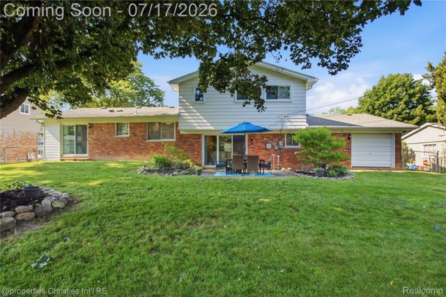 5569 Tadworth Place, West Bloomfield Charter Township, MI 48322