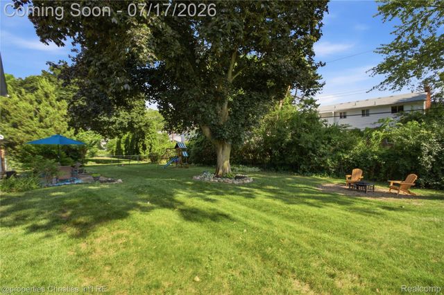 5569 Tadworth Place, West Bloomfield Charter Township, MI 48322
