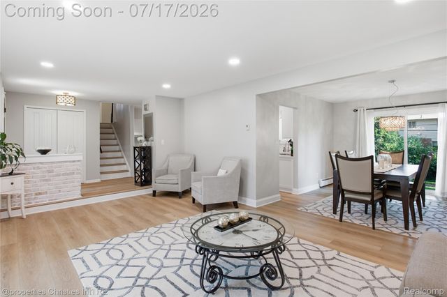5569 Tadworth Place, West Bloomfield Charter Township, MI 48322