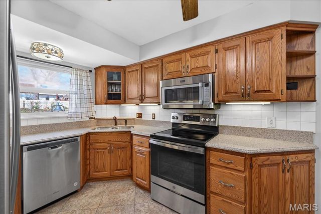 9831 Lindhall Lane, Unincorporated, MO 63123