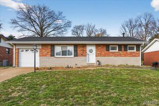 9831 Lindhall Lane, Unincorporated, MO 63123