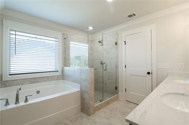 196 Weslyn Drive, Social Circle, GA 30025