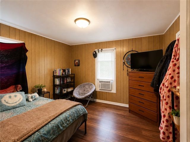 139 Wampum Avenue, Ellwood City, PA 16117