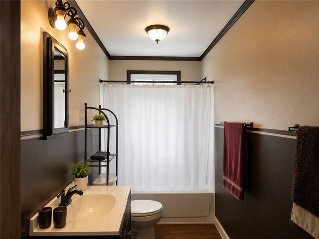 139 Wampum Avenue, Ellwood City, PA 16117