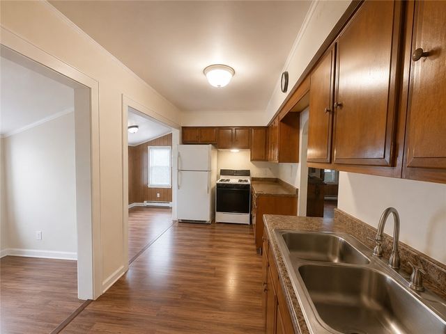139 Wampum Avenue, Ellwood City, PA 16117
