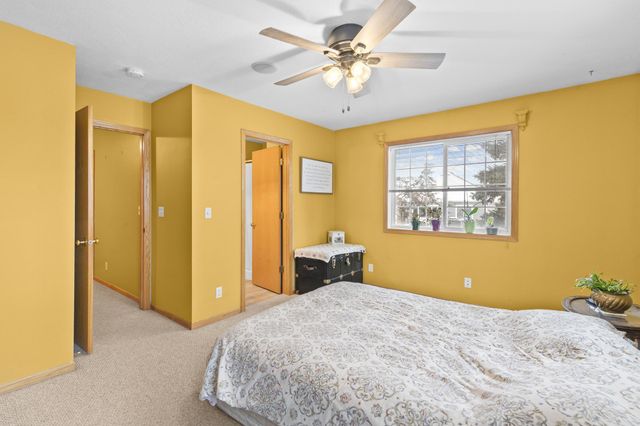 5617 138th Street N, Hugo, MN 55038