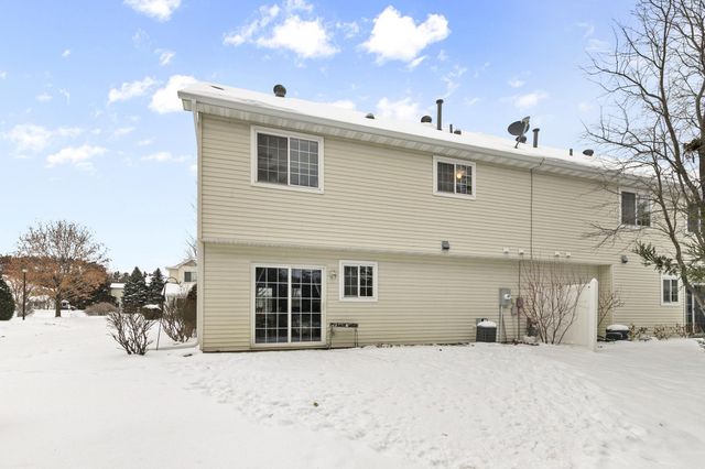 5617 138th Street N, Hugo, MN 55038