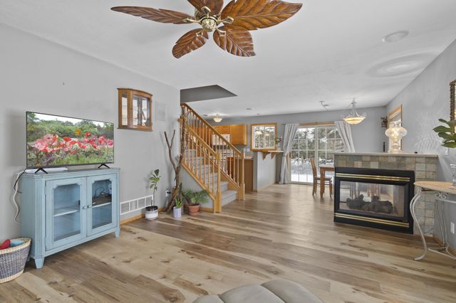 5617 138th Street N, Hugo, MN 55038