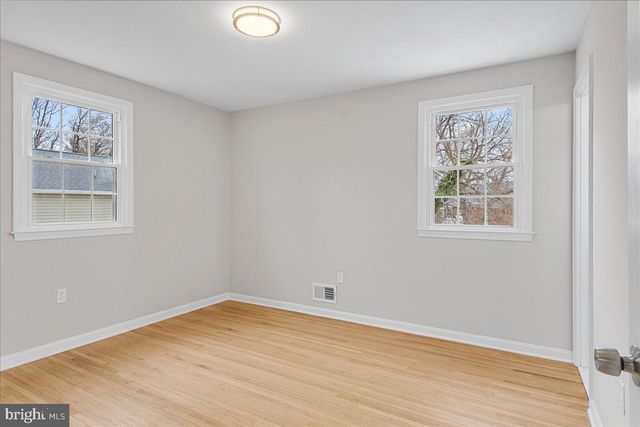 4621 BROMLEY AVE, Suitland, MD 20746