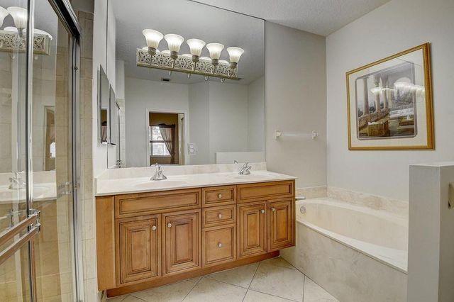 6197 Caladium Road, Delray Beach, FL 33484